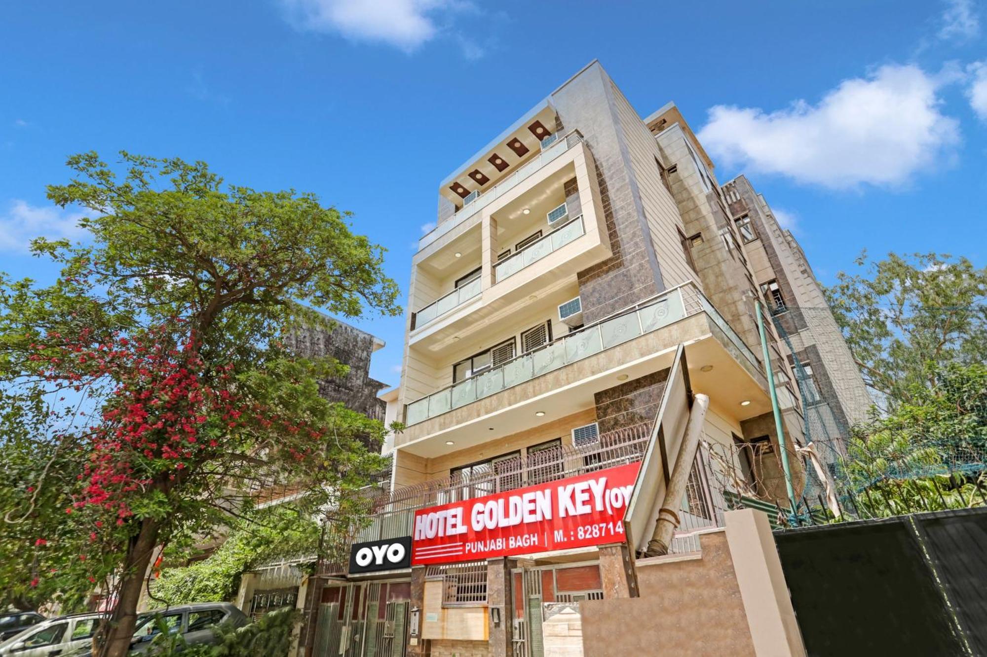 Hotel O Golden Key Inn Punjabi Bagh Nuova Delhi Esterno foto